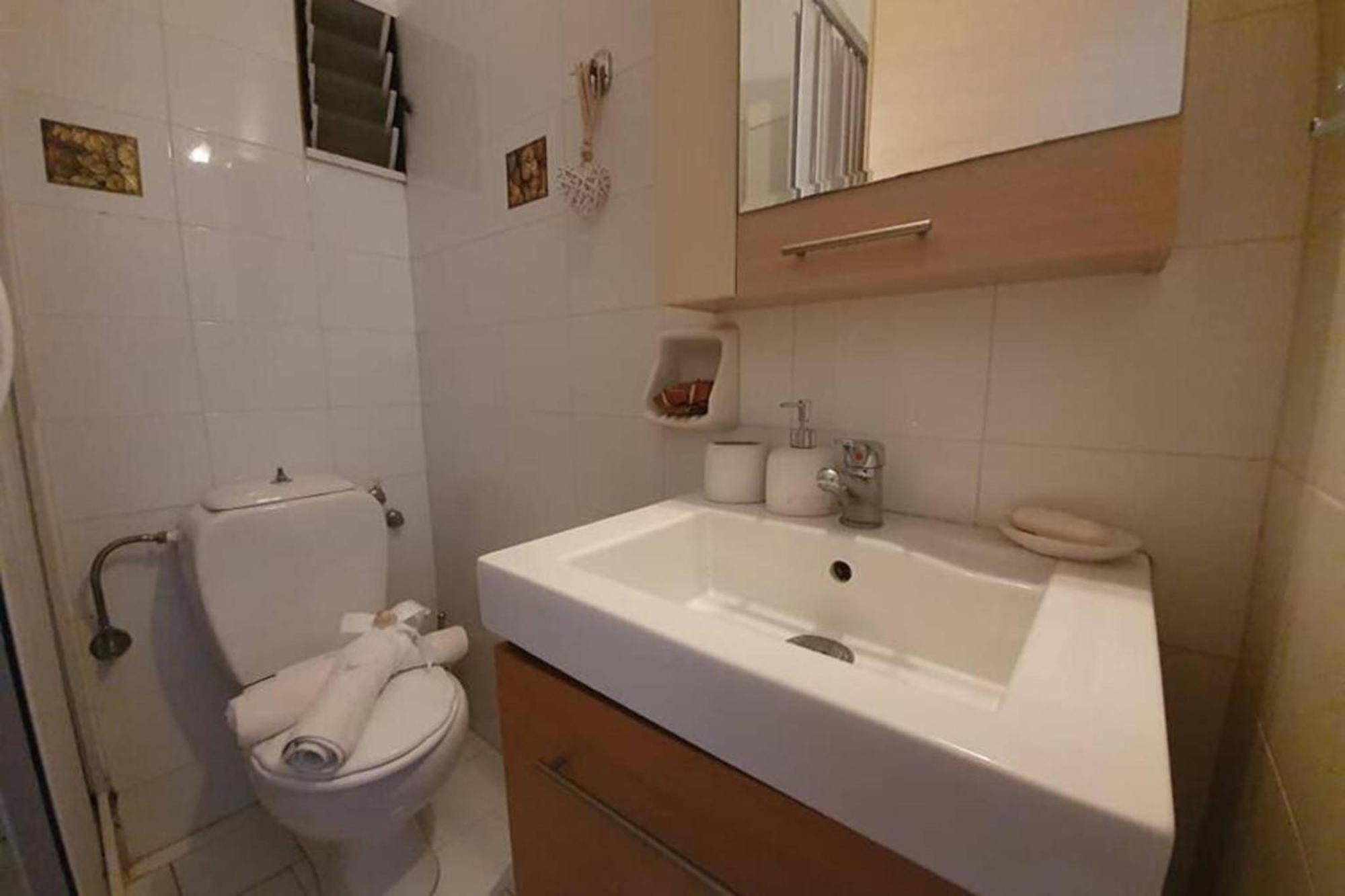Amarantou Apartment - Rhodes City Center Kültér fotó